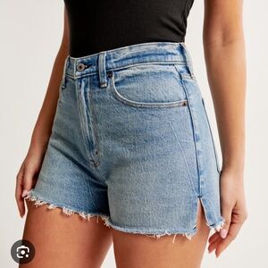 Abercrombie & Fitch High Rise Mom Shorts